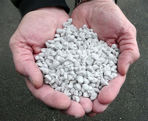 Expanded Perlite: De revolutionaire isolator en bodemverbeteraar voor een duurzame toekomst!